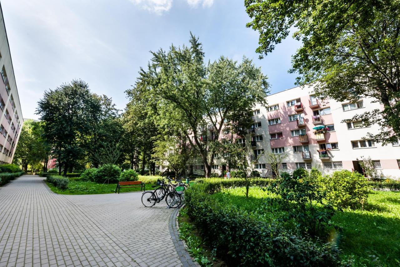 Ochota Funky Studio Apartment Варшава Екстериор снимка