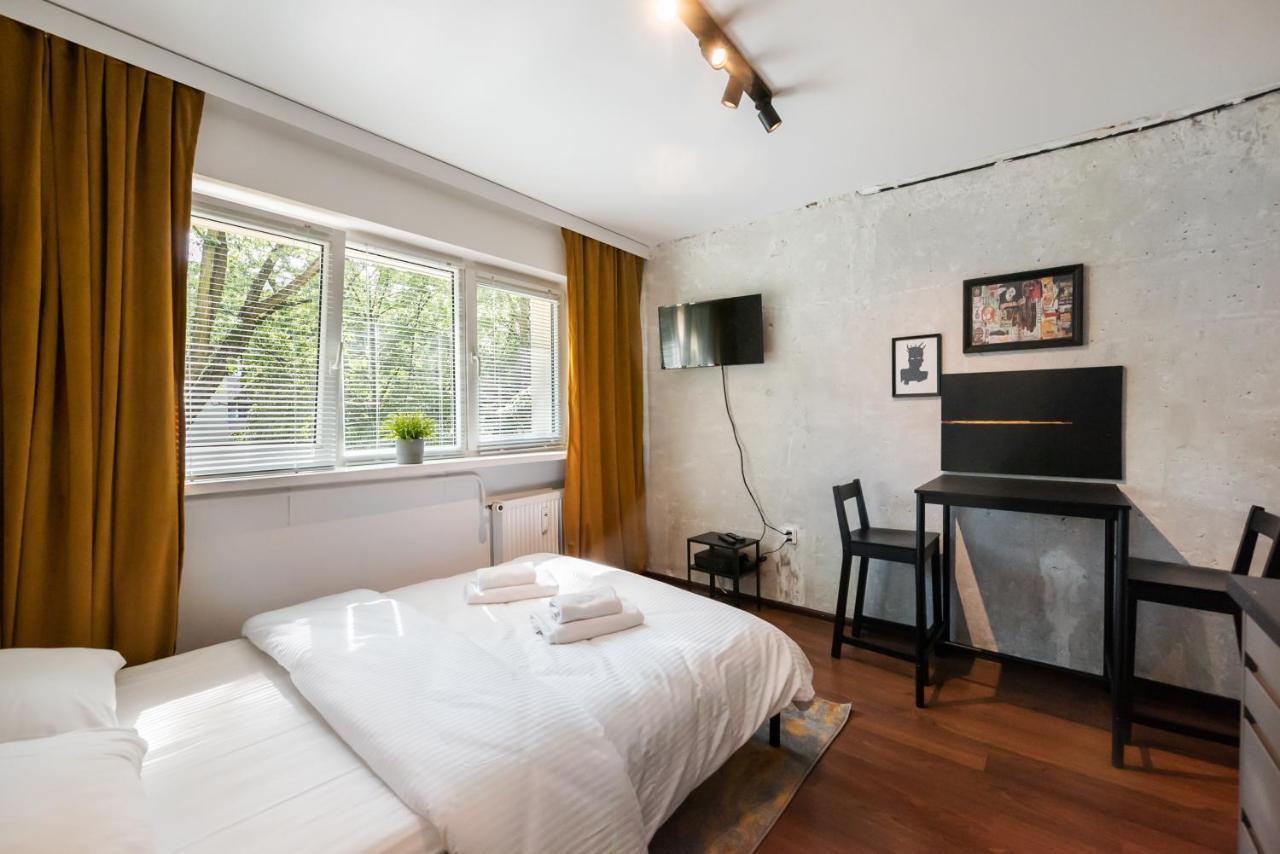 Ochota Funky Studio Apartment Варшава Екстериор снимка